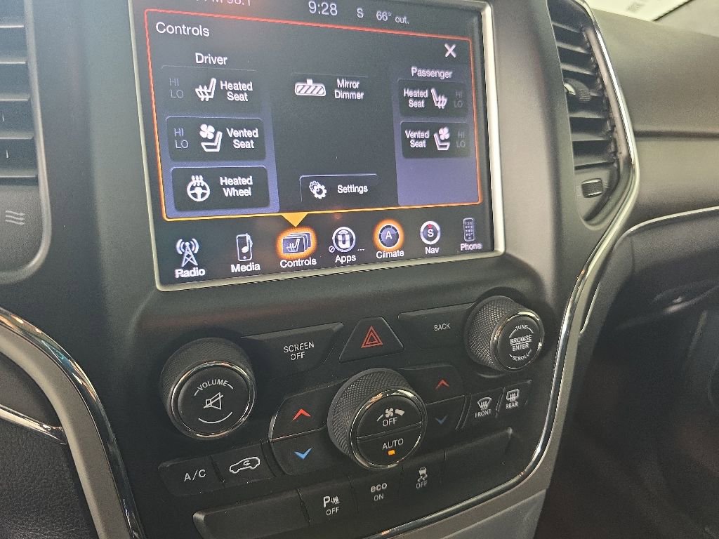 Used 2015 Jeep Grand Cherokee Overland AWD/4WD image 18