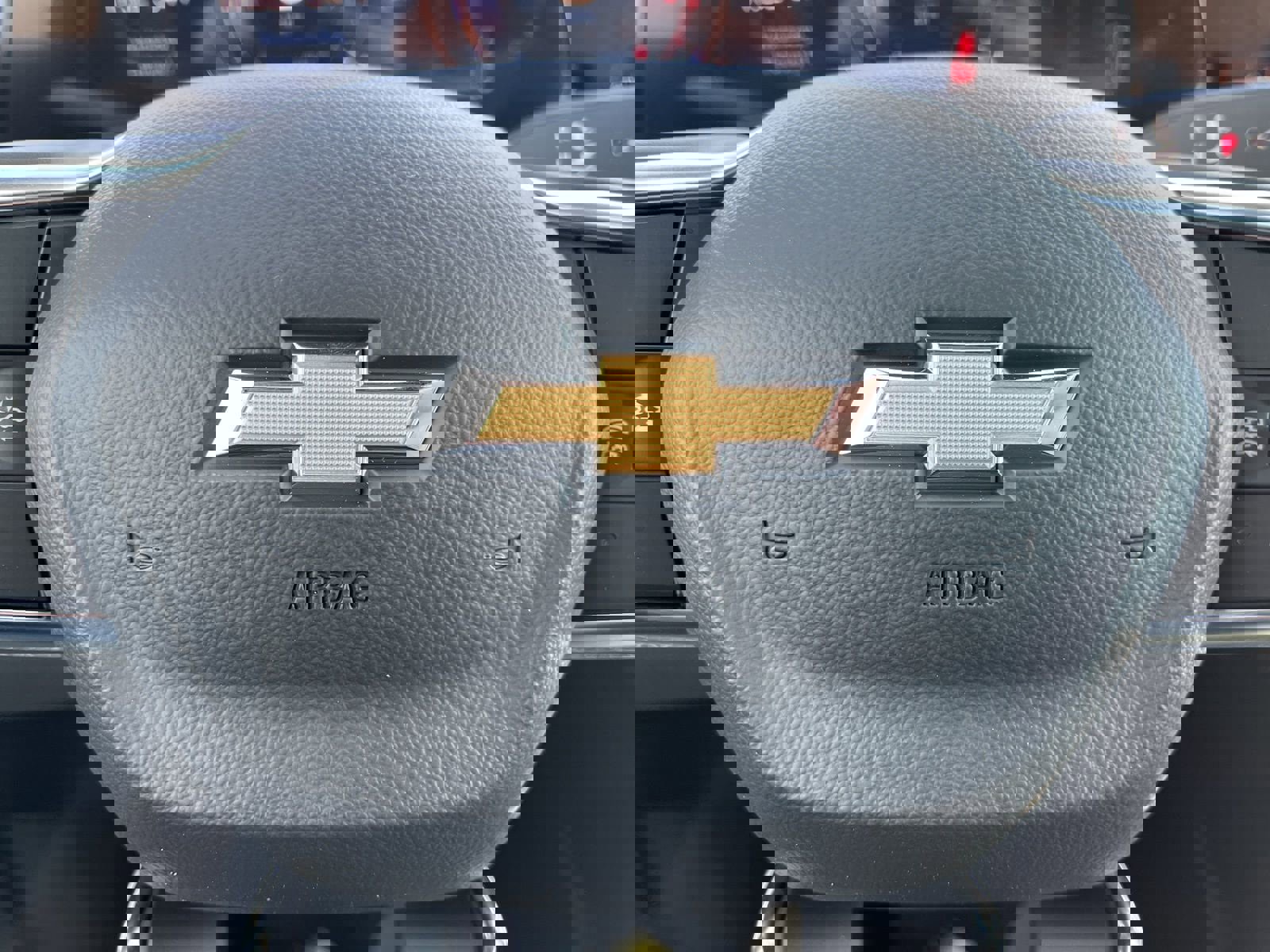 New 2026 Chevrolet Traverse LT w/ Sun and Wheel Package image 32