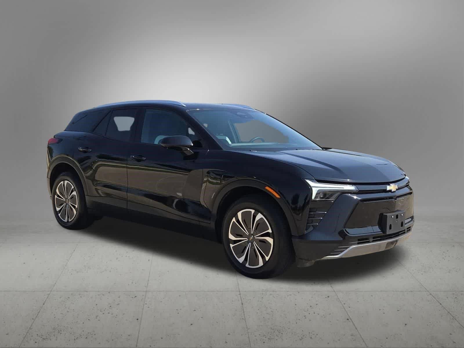 Used 2024 Chevrolet Blazer EV LT AWD/4WD image 8