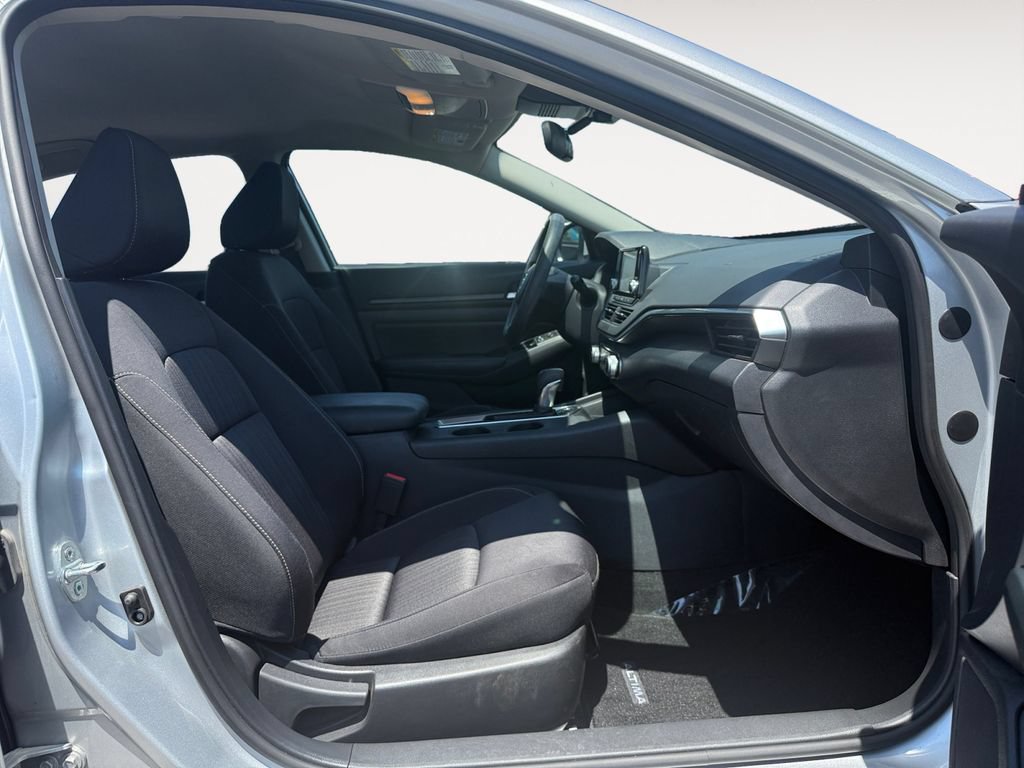 Used 2022 Nissan Altima 2.5 S FWD image 15