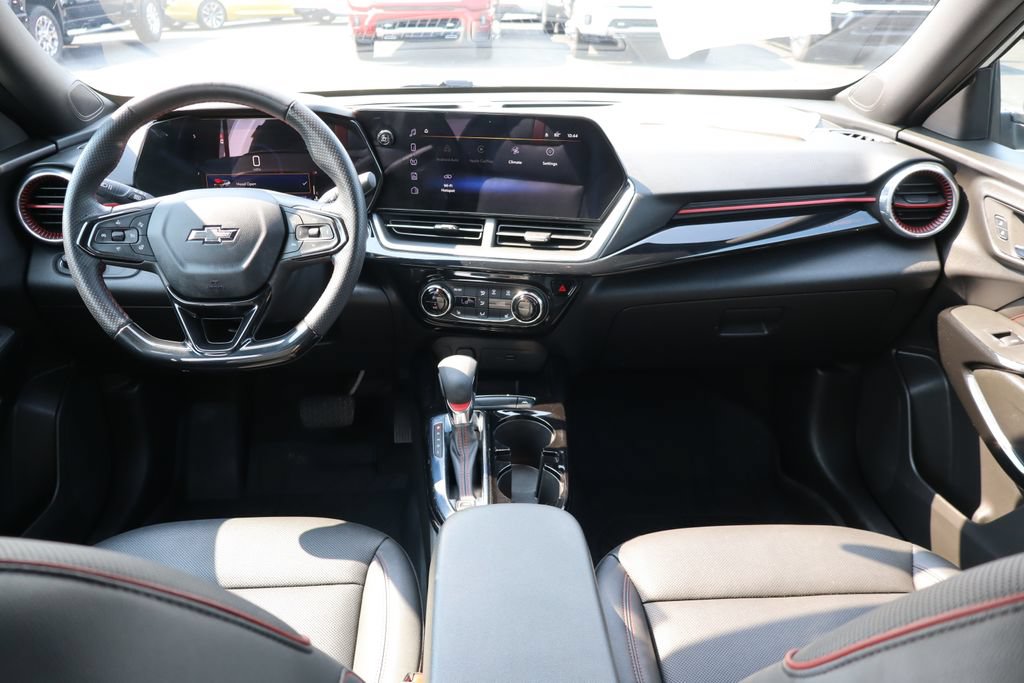 Used 2024 Chevrolet Trax RS w/ Driver Confidence Package FWD image 23