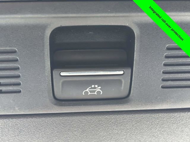 Used 2018 Volkswagen Beetle 2.0T S image 21