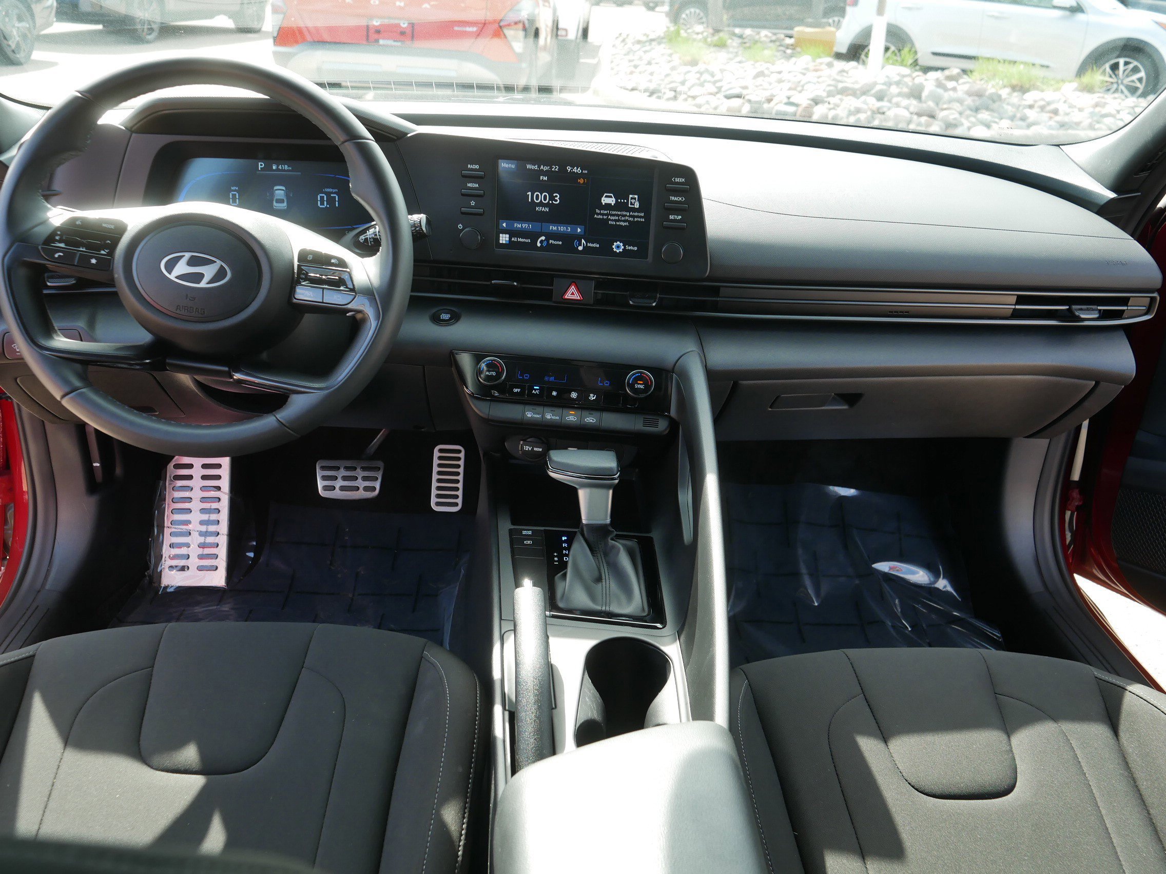 Used 2025 Hyundai Elantra Sport FWD image 21