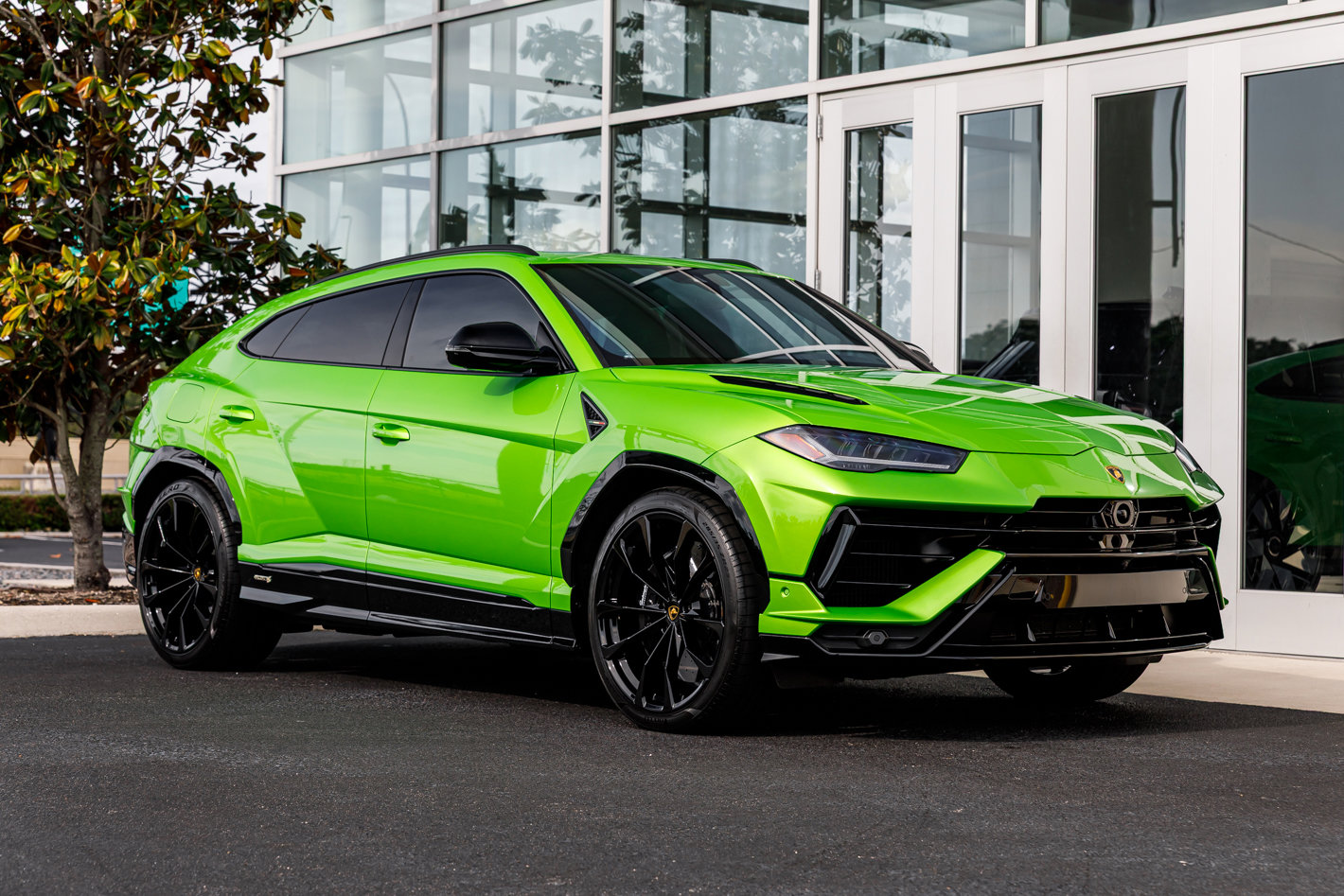 Used 2024 Lamborghini Urus S AWD/4WD image 22