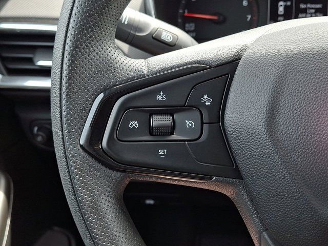 Used 2023 Chevrolet TrailBlazer LT w/ Convenience Package FWD image 25