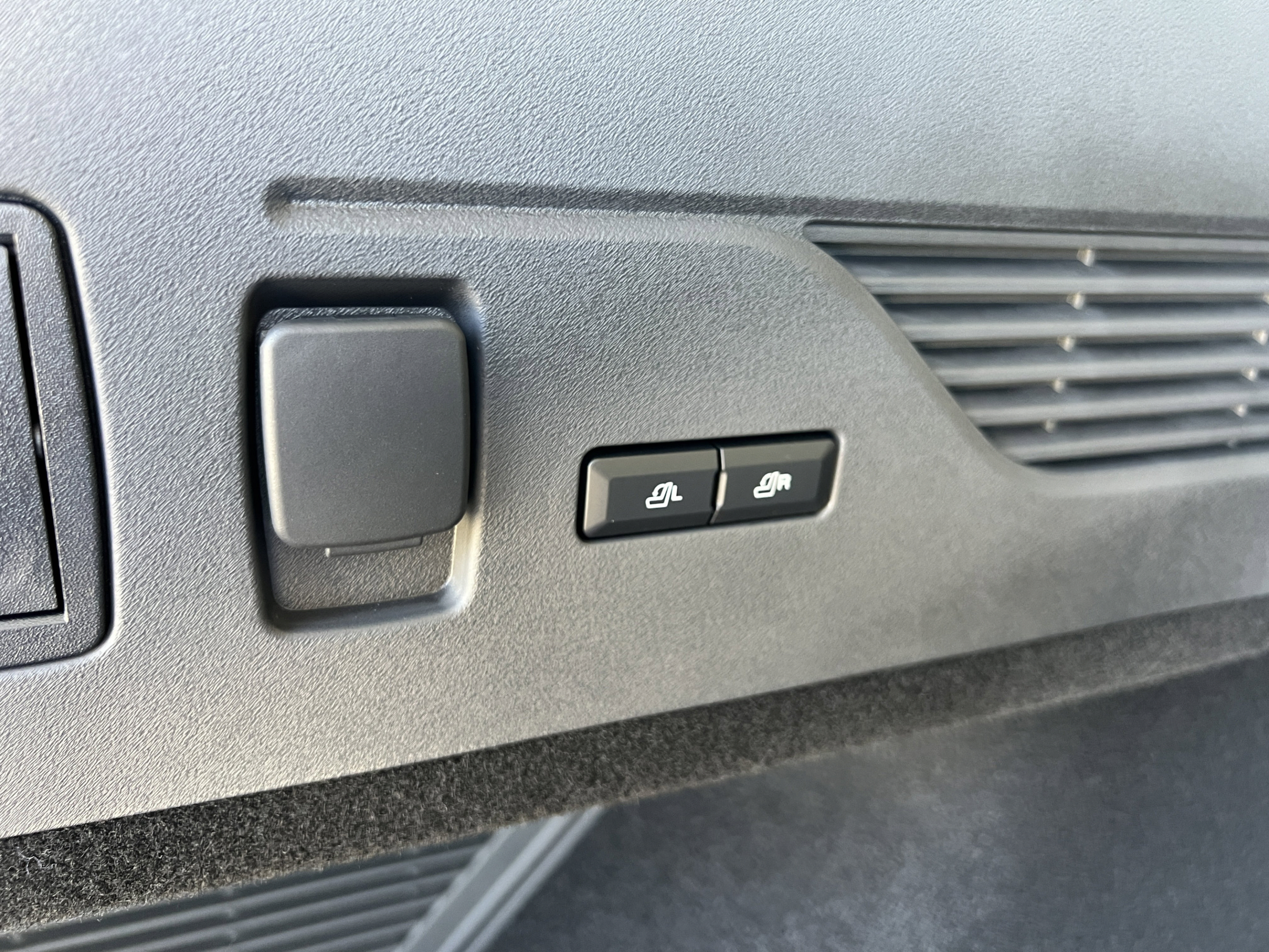 New 2026 Lincoln Nautilus Reserve AWD/4WD image 27