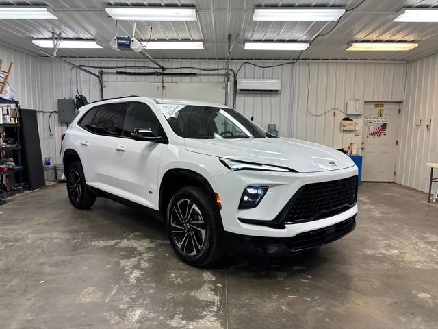 Used 2025 Buick Enclave Sport Touring image 7