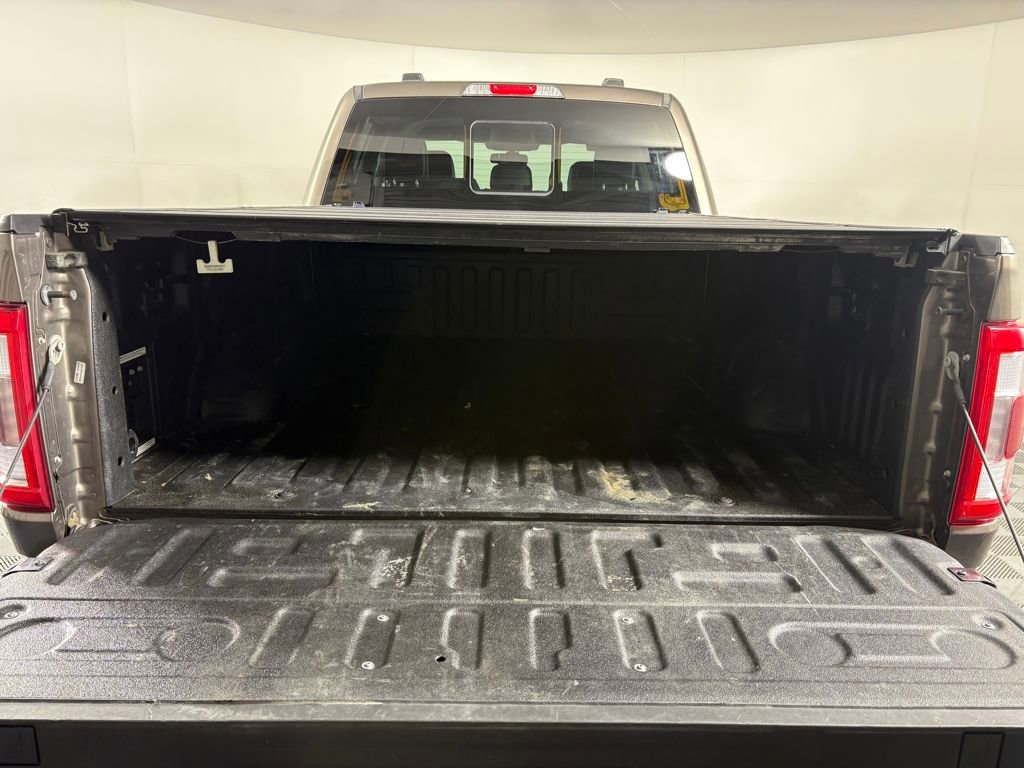 Certified 2022 Ford F150 Lariat w/ Equipment Group 502A High image 31