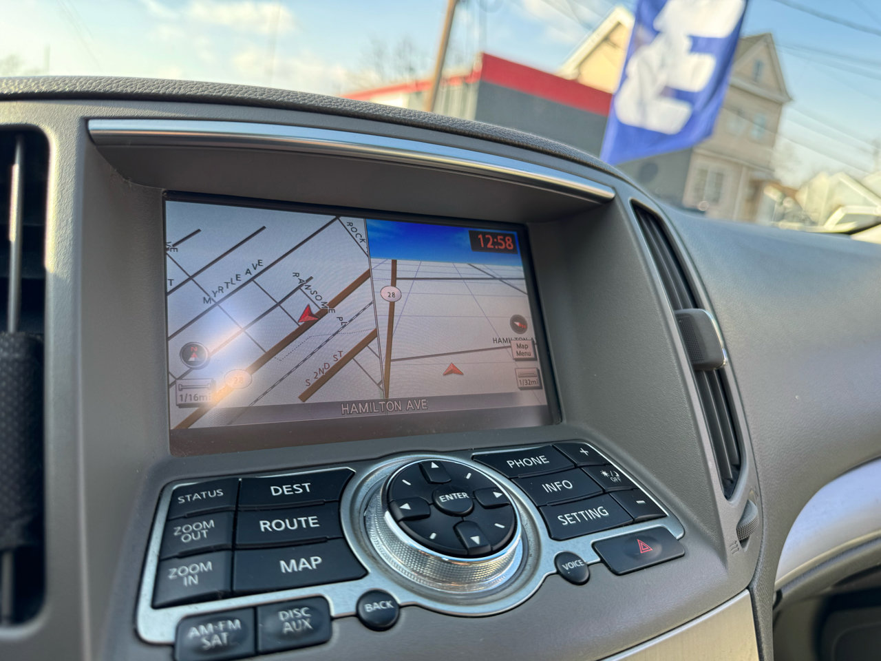 Used 2013 INFINITI G37 x w/ Premium Pkg image 11