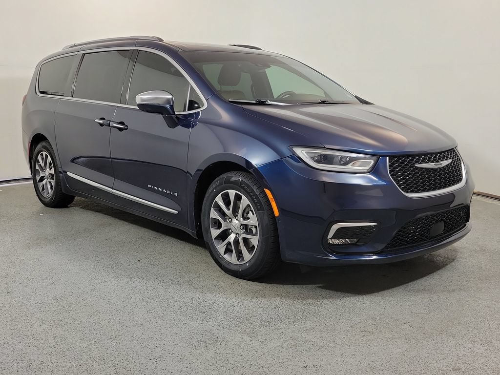 Used 2022 Chrysler Pacifica Pinnacle