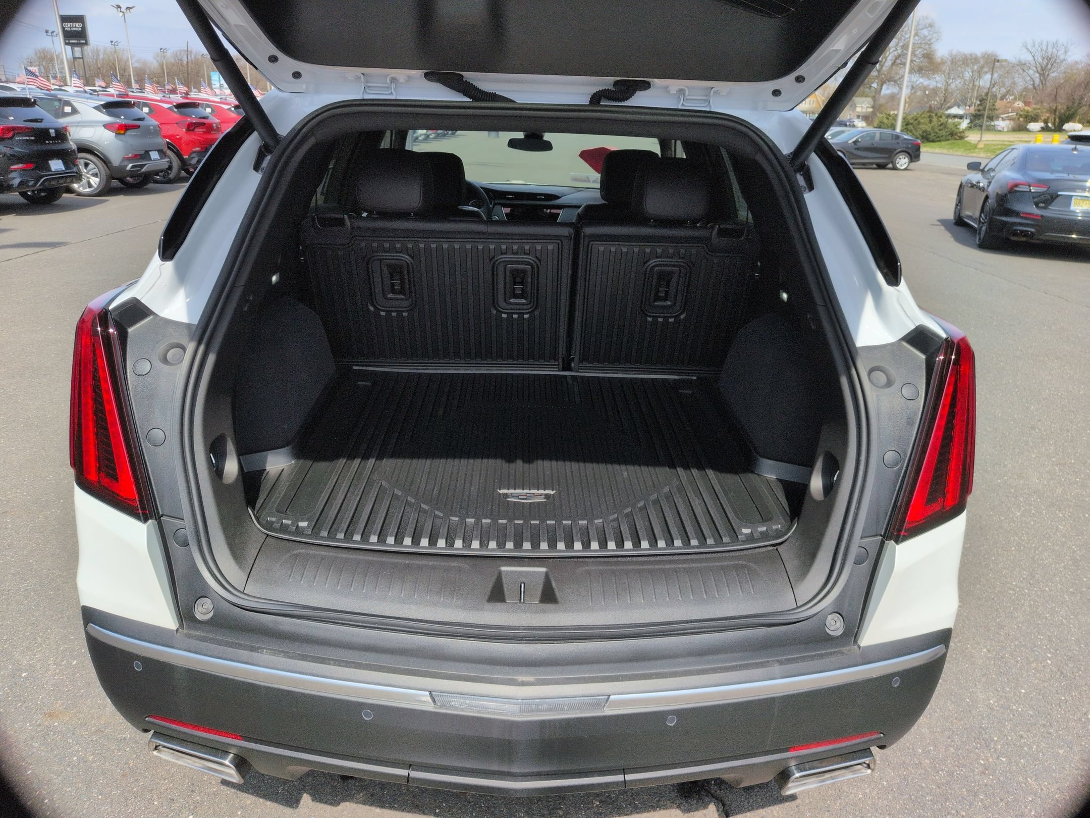 Certified 2025 Cadillac XT5 Luxury AWD/4WD image 25