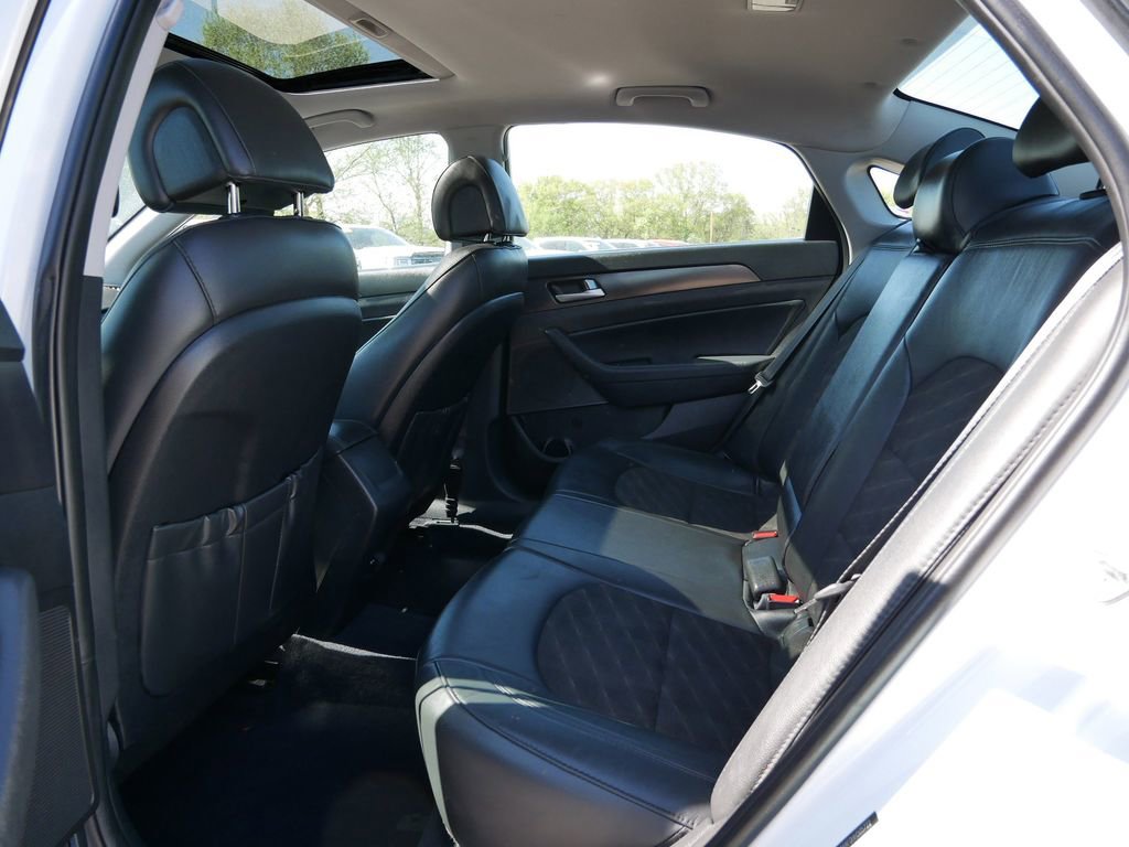 Used 2017 Hyundai Sonata Sport w/ Value Edition Package 02 FWD image 16