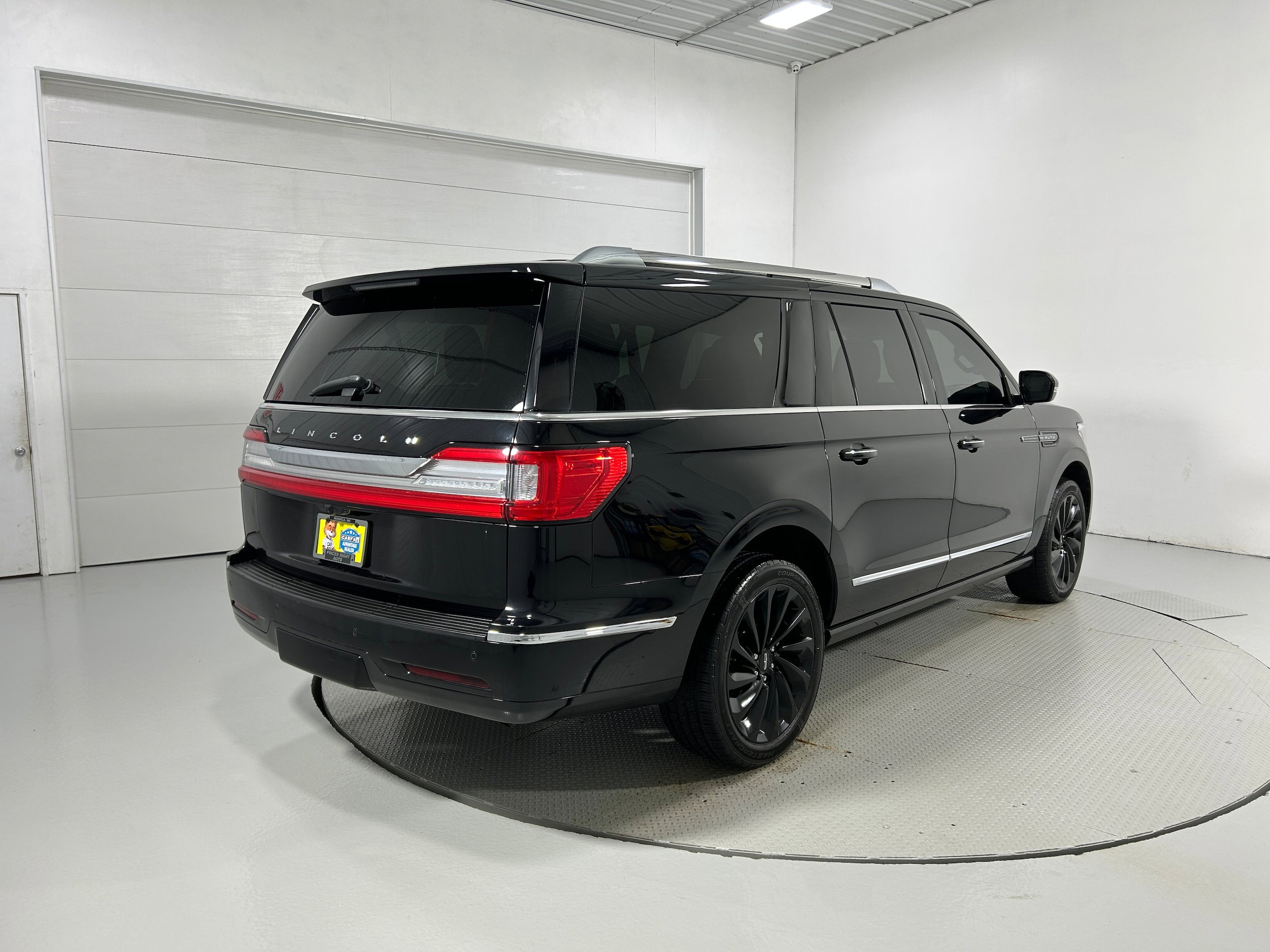Used 2020 Lincoln Navigator L Reserve w/ Equipment Group 208A Reserve AWD/4WD image 41