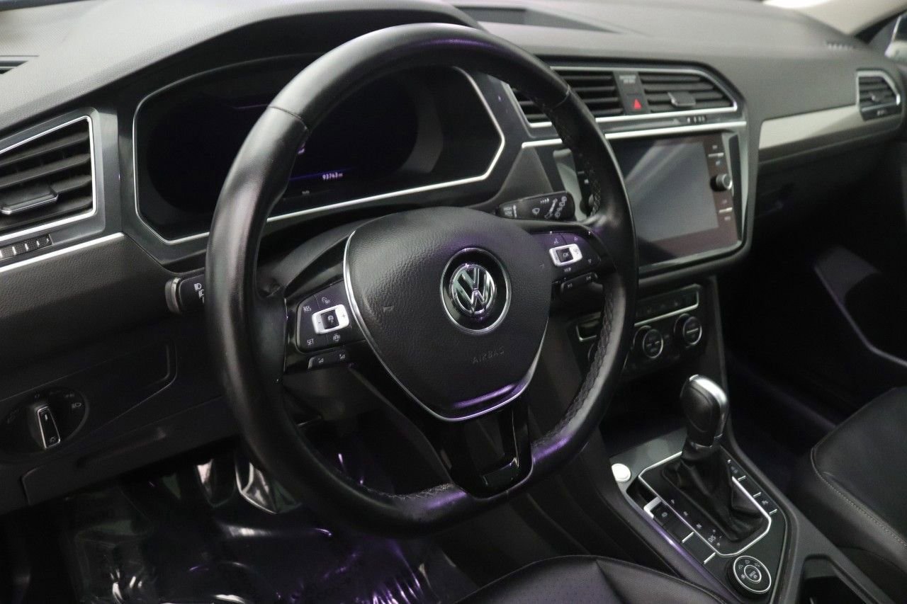 Used 2019 Volkswagen Tiguan SEL image 17