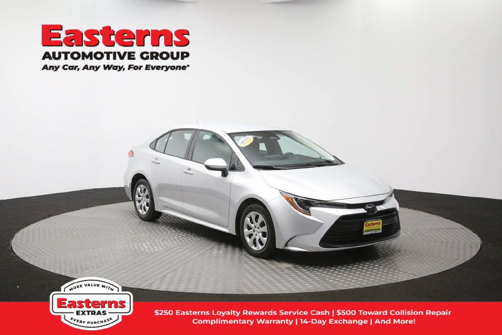 Used 2025 Toyota Corolla LE FWD image 50
