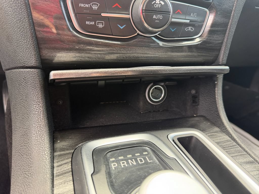 Used 2021 Chrysler 300 Touring w/ Sport Appearance Package RWD image 24