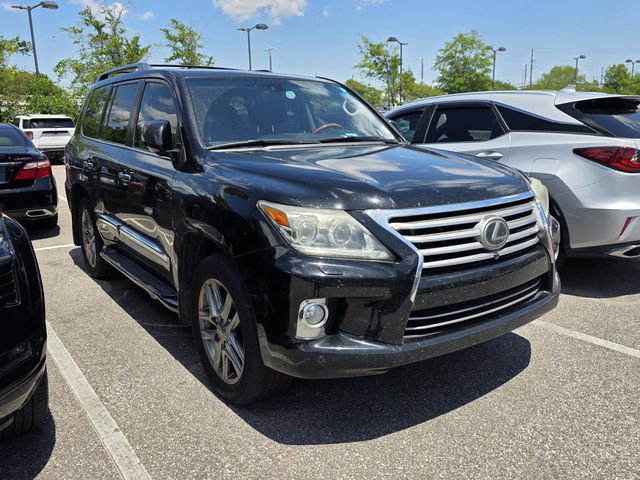 Used 2013 Lexus LX 570 4WD w/ Luxury Pkg w/Pre-crash image 1