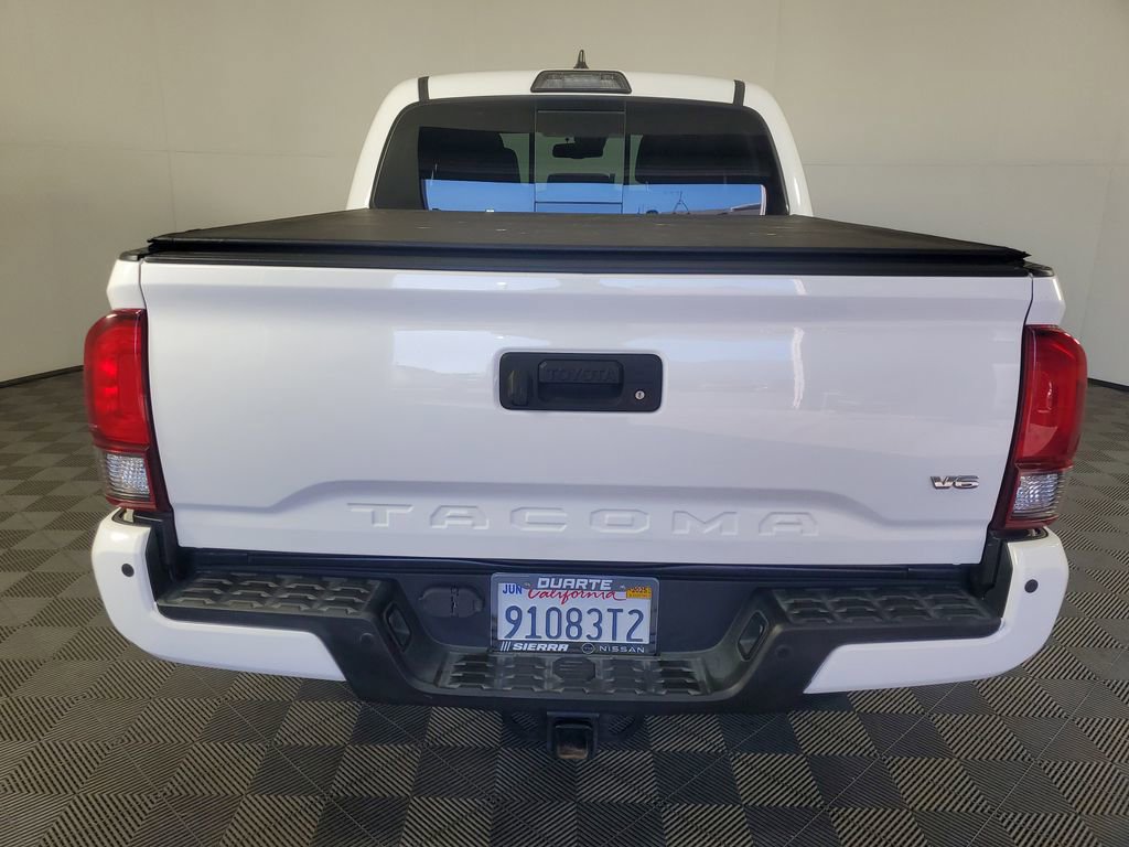 Used 2019 Toyota Tacoma TRD Off-Road image 5