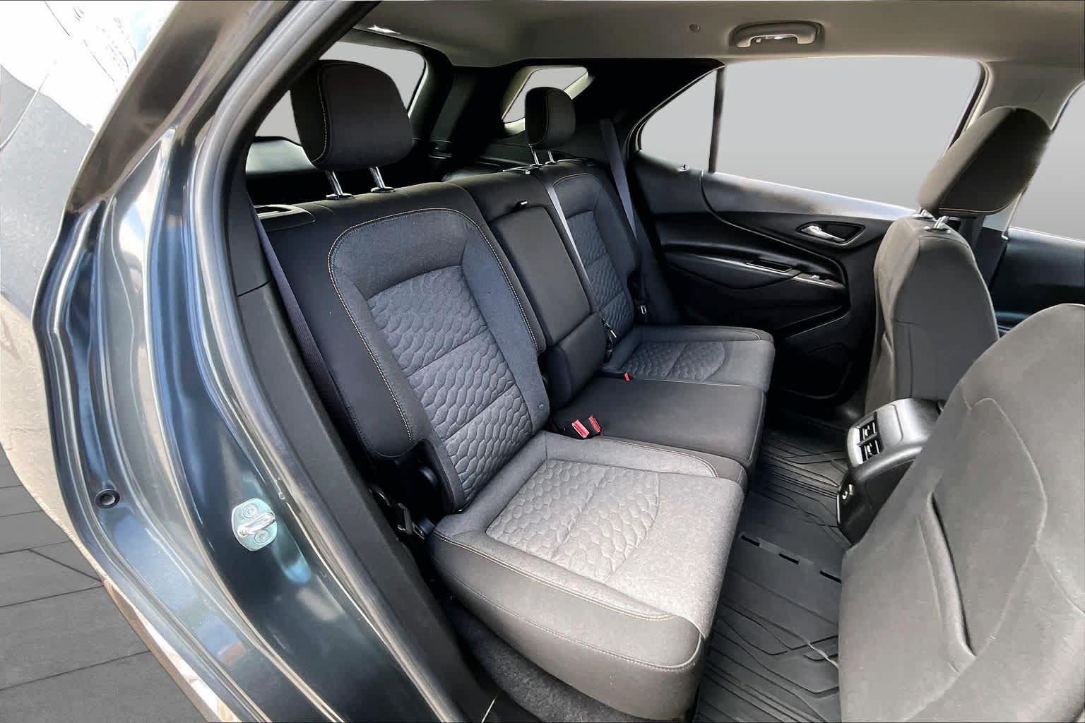 Used 2020 Chevrolet Equinox LT FWD image 19