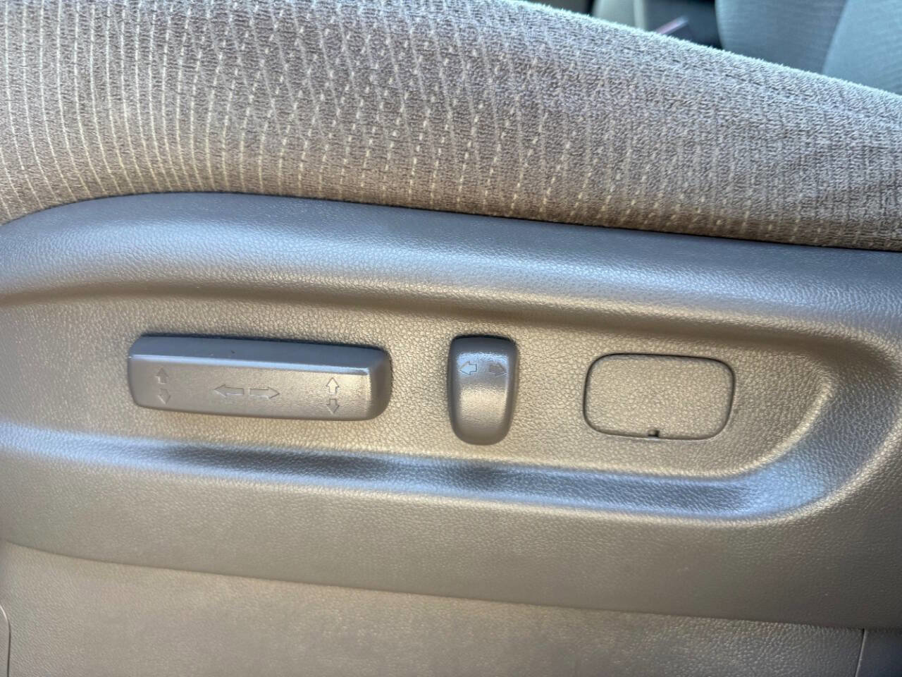 Used 2013 Honda Odyssey LX image 12