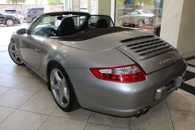 Used 2007 Porsche 911 Carrera S RWD image 16