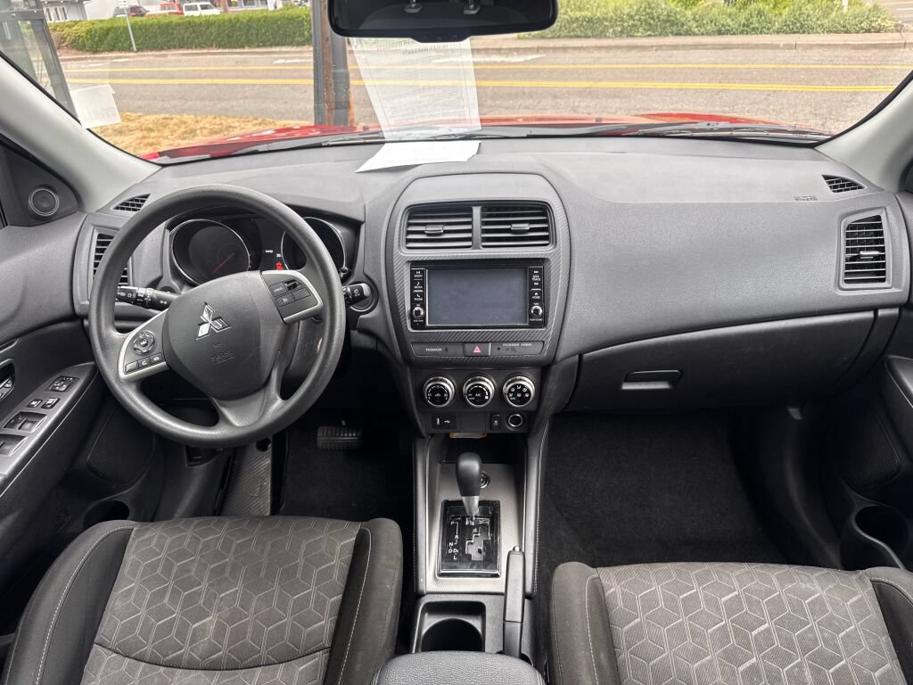 Used 2022 Mitsubishi Outlander Sport ES AWD/4WD image 16