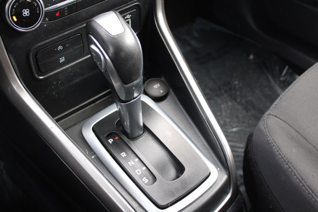 Used 2018 Ford EcoSport SE w/ SE Convenience Package image 40