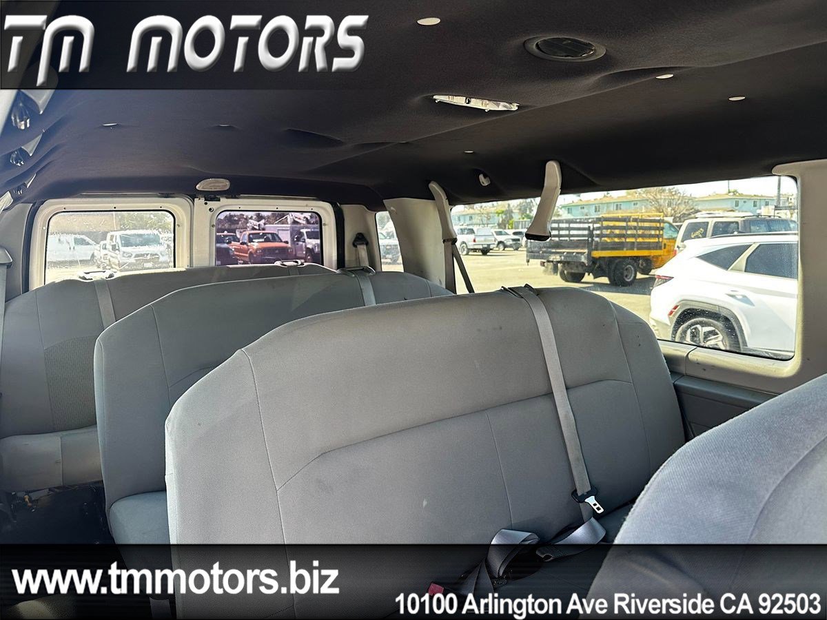 Used 2008 Ford E-350 and Econoline 350 XLT RWD image 8