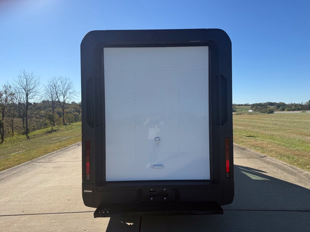 Used 2024 Chevrolet Brightdrop 600 w/ Battery Pack, Max Range AWD/4WD image 4