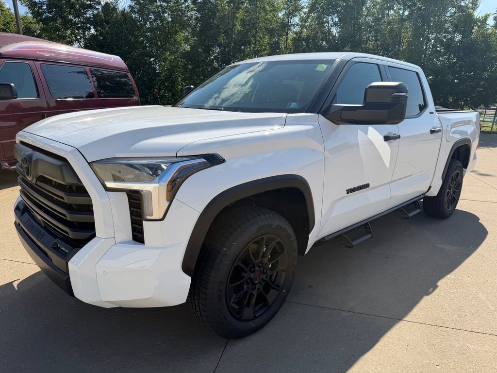 New 2026 Toyota Tundra SR5 w/ SR5 Convenience Package