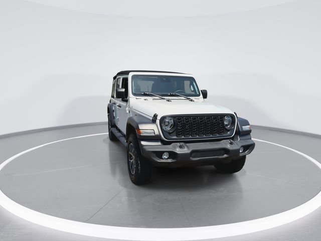 Used 2024 Jeep Wrangler Unlimited Sport AWD/4WD image 3