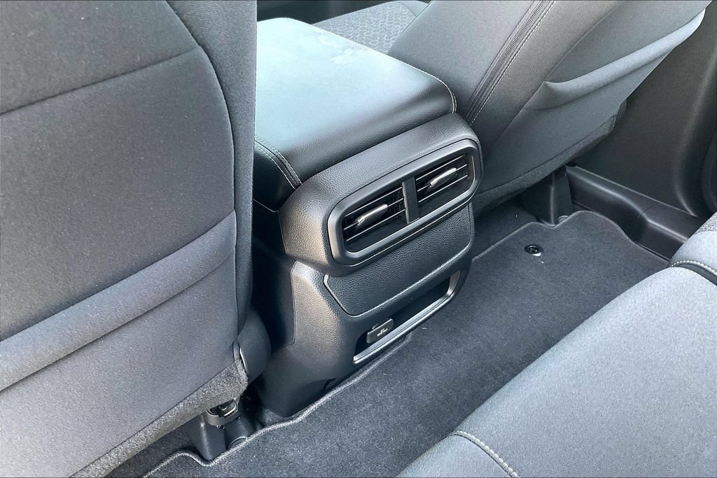 Used 2024 Honda Ridgeline Sport image 11