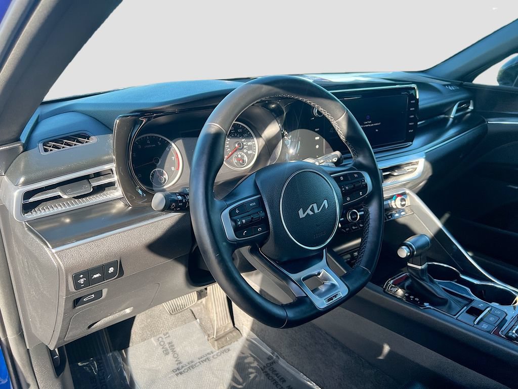 Used 2023 Kia K5 GT w/ GT1 Package FWD image 9
