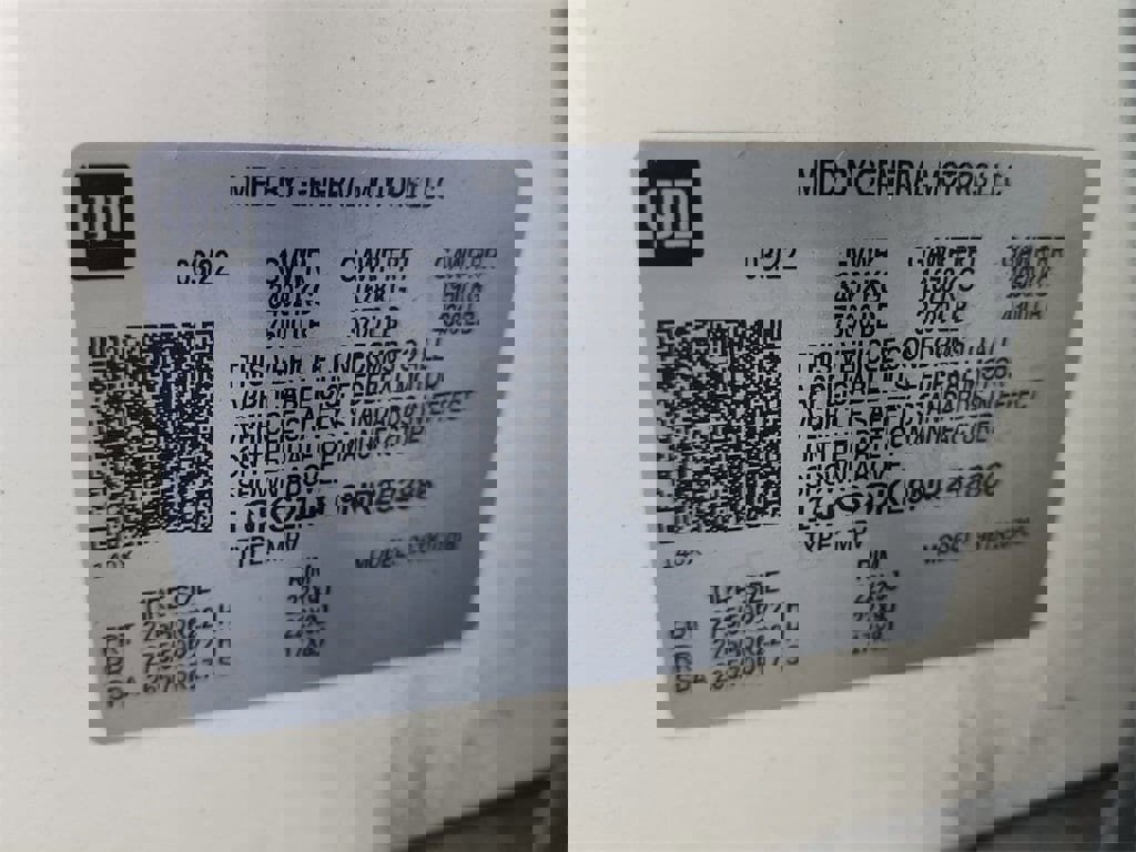 Used 2022 GMC Yukon Denali w/ Advanced Technology Package image 35