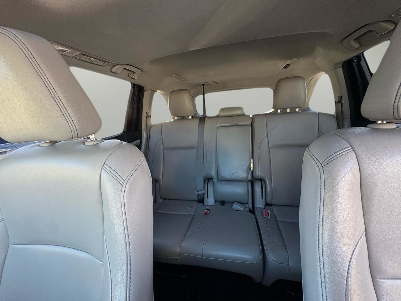 Used 2018 Toyota Highlander XLE image 20
