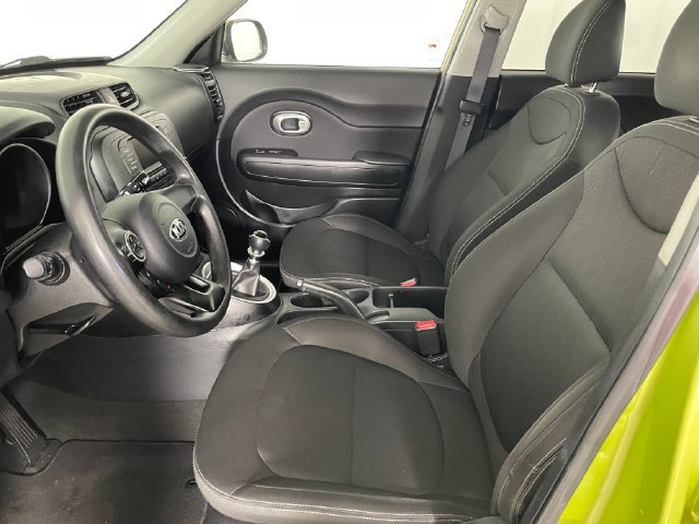 Used 2017 Kia Soul FWD image 2