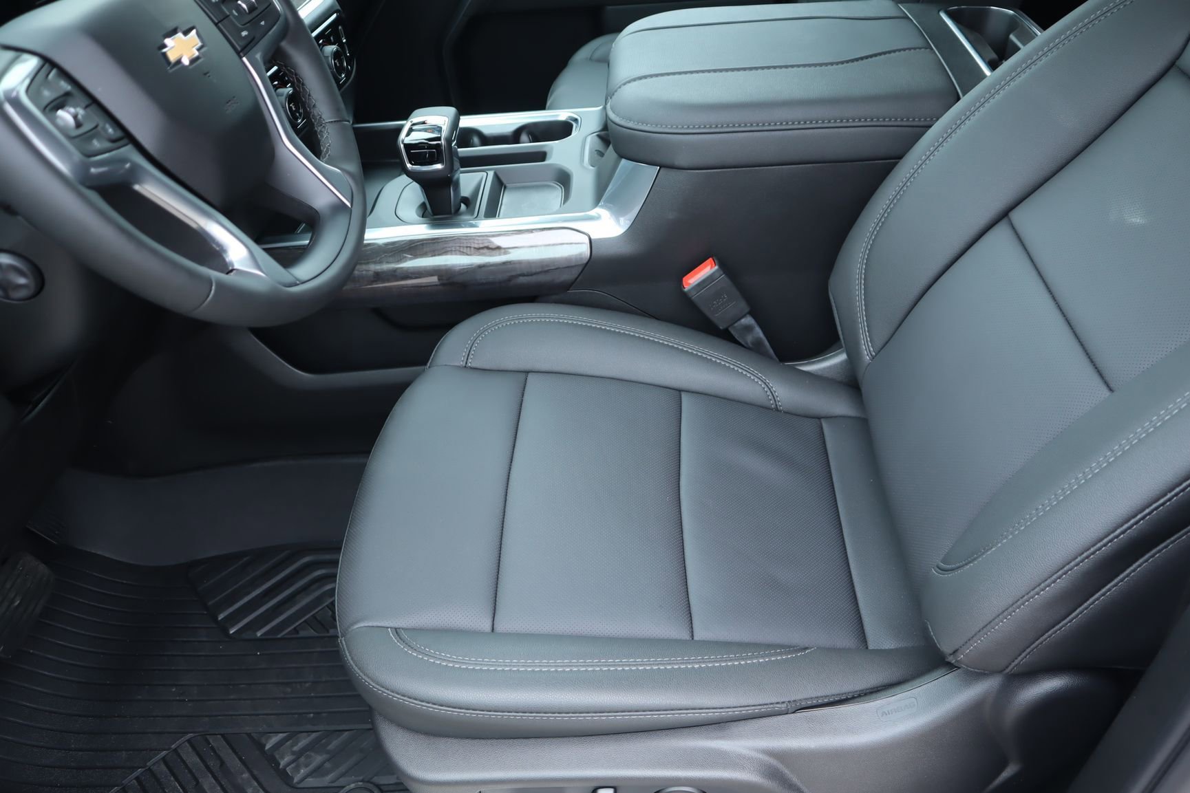 New 2026 Chevrolet Silverado 1500 LTZ AWD/4WD image 13