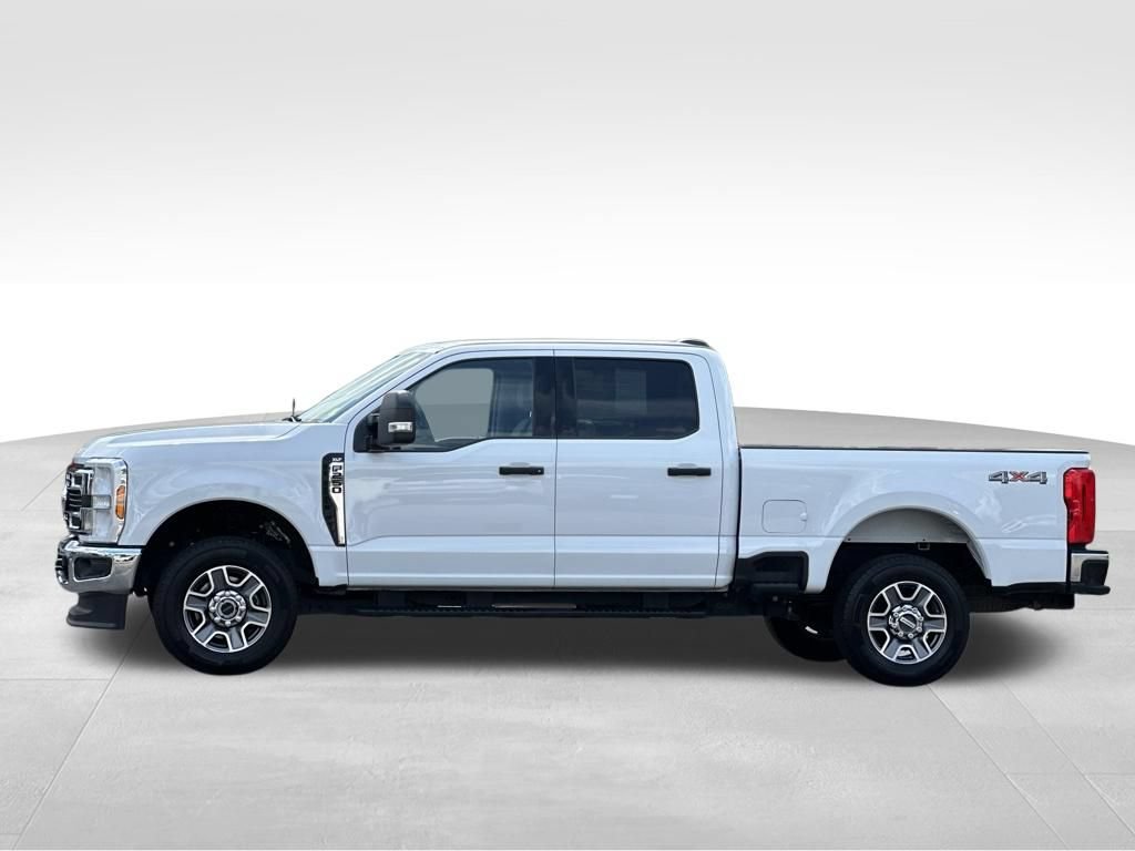 Certified 2025 Ford F250 XLT AWD/4WD image 10