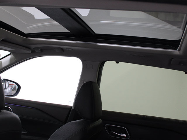 Used 2023 Nissan Rogue Platinum AWD/4WD image 10
