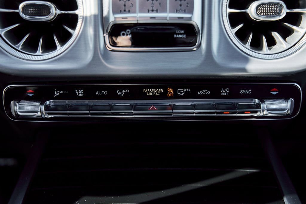 Used 2025 Mercedes-Benz G 63 AMG 4MATIC image 69