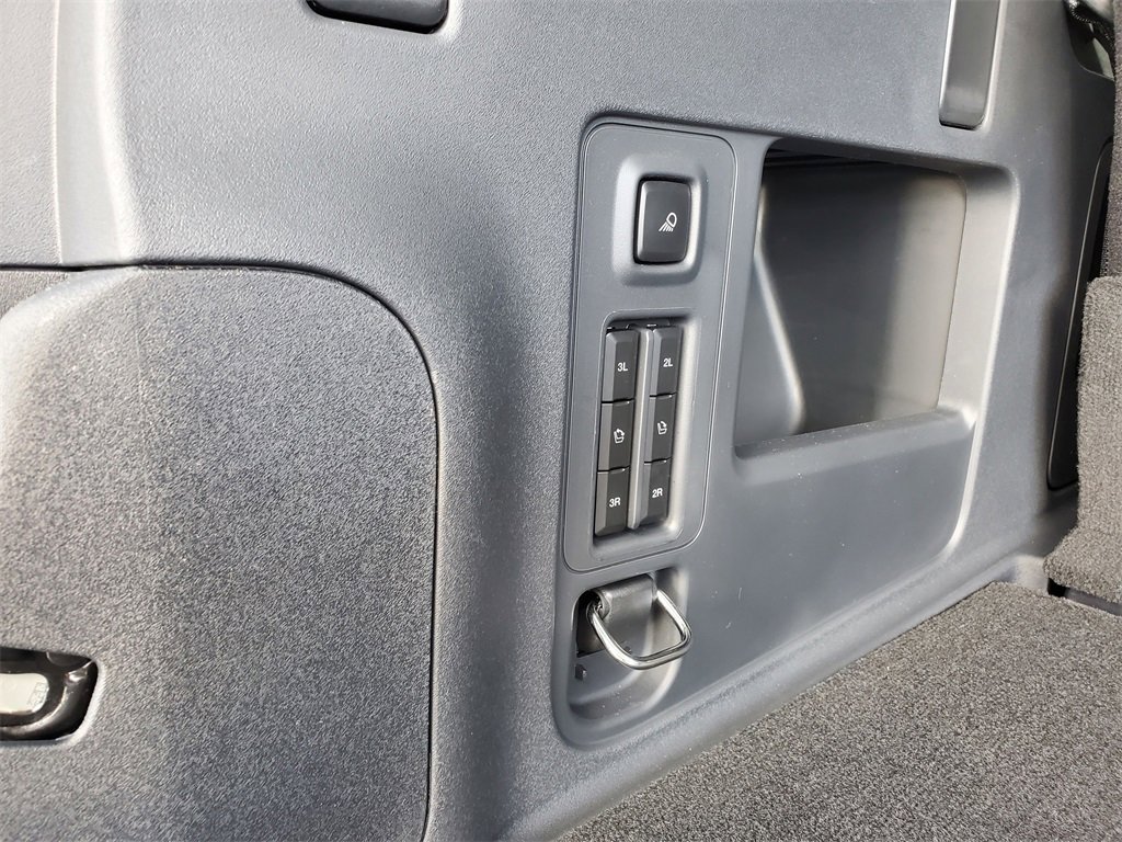 New 2025 Ford Expedition Active image 31