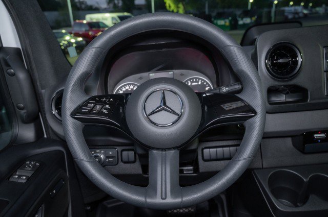 New 2025 Mercedes-Benz Sprinter 2500 image 20