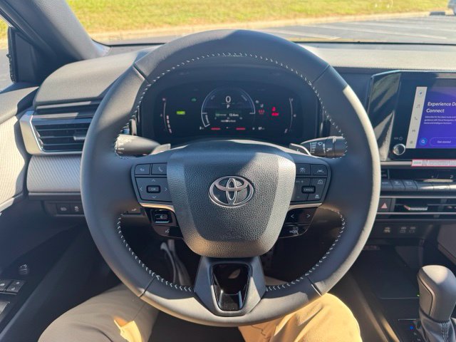 New 2026 Toyota Camry SE FWD image 17