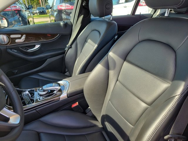 Used 2015 Mercedes-Benz C 300 4MATIC Sedan image 22