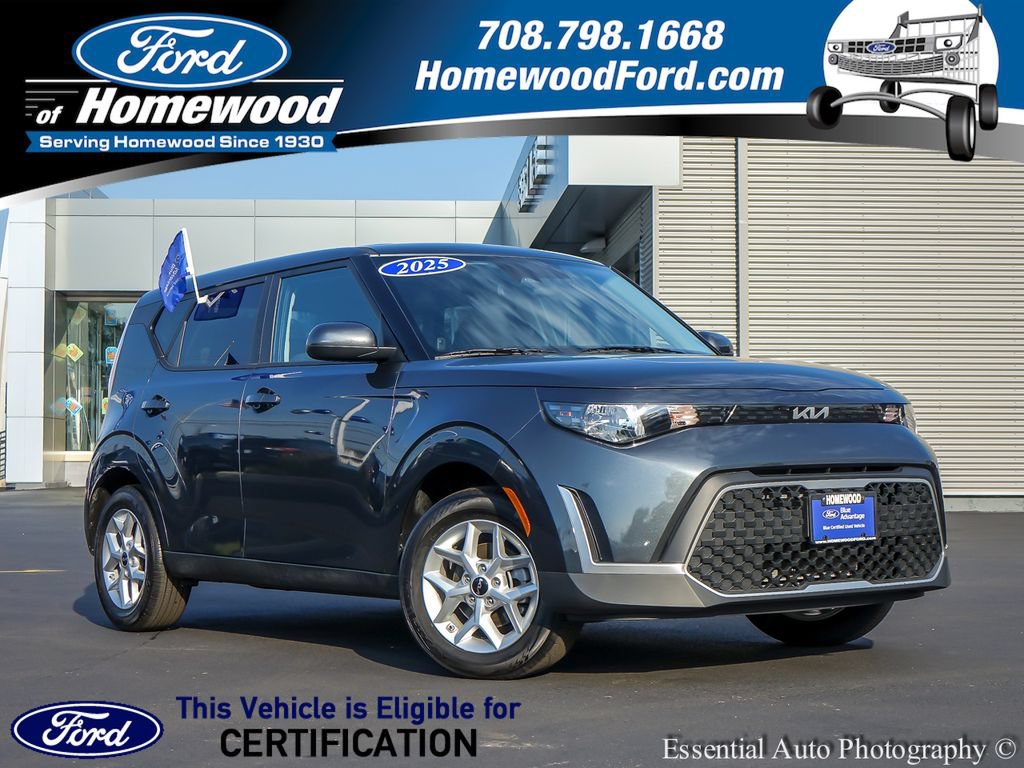 Used 2025 Kia Soul LX w/ LX Technology Package FWD image 1