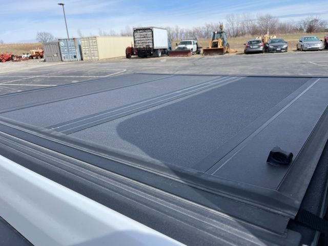 Used 2024 Jeep Gladiator Sport image 3