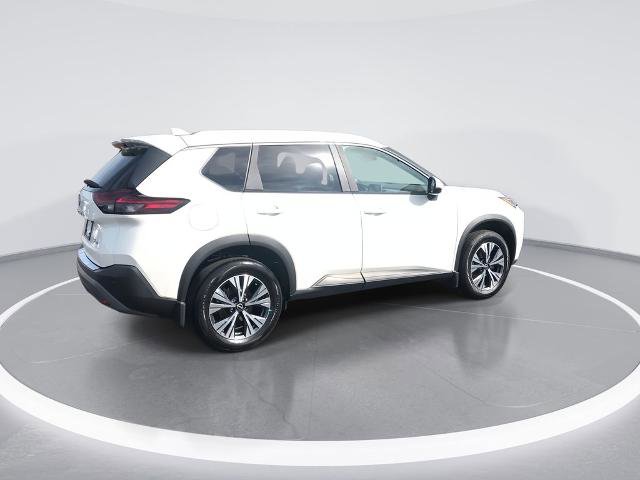 Certified 2022 Nissan Rogue SV w/ SV Premium Package AWD/4WD image 8