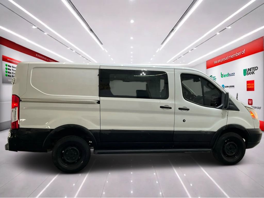 Used 2018 Ford Transit 250 130 Low Roof w/ Exterior Upgrade Package RWD image 8