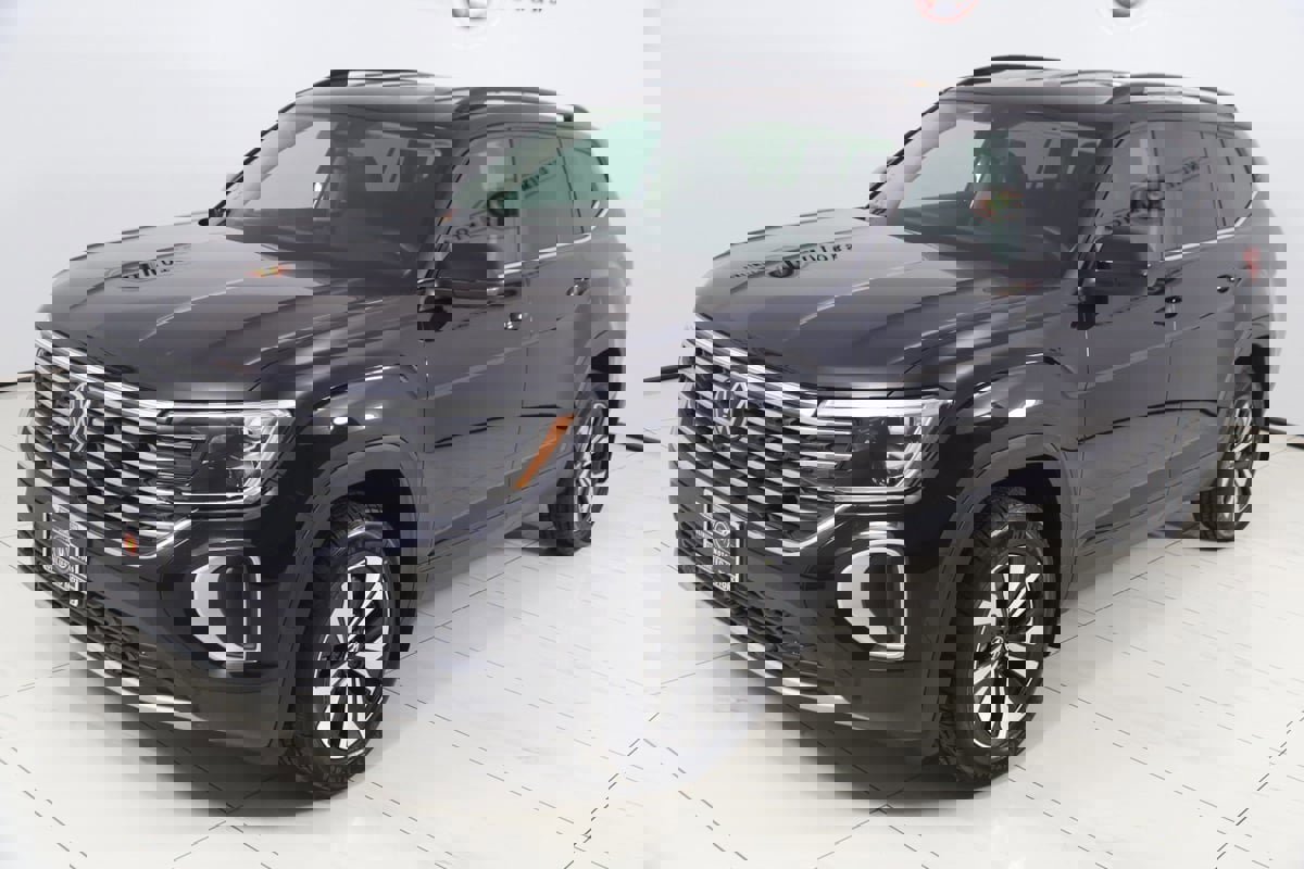 Used 2024 Volkswagen Atlas SE image 21