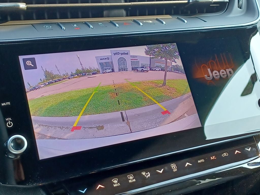 New 2026 Jeep Grand Cherokee L Limited AWD/4WD image 17